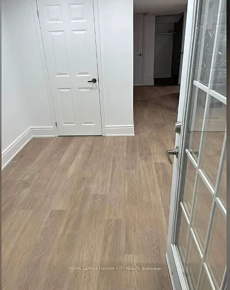 34 Gilmour Dr — Photo 5