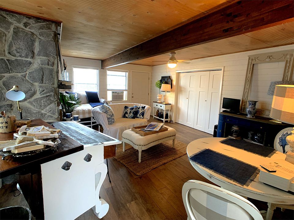 Living Room - viewed from Kitchen