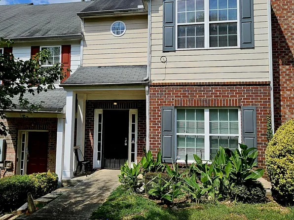375 Brookview Dr, Riverdale, GA 30274