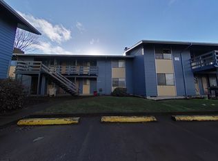 1649 NW Division St #4, Corvallis, OR 97330