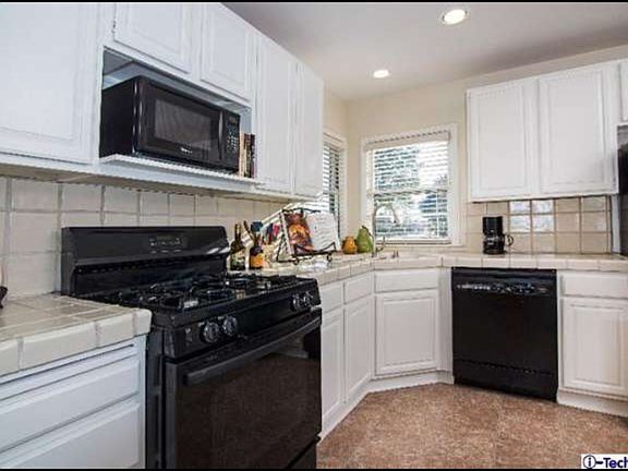 4th image of 10789 Freer St