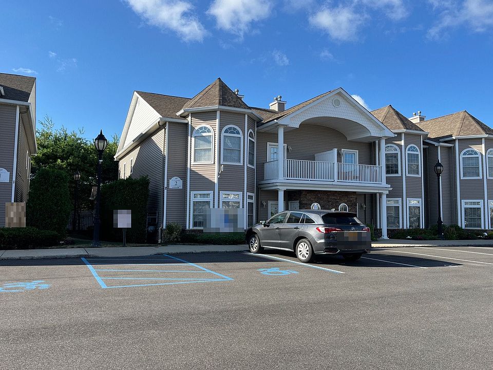 22 Jacqueline Way North Babylon, NY, 11703 Apartments for Rent Zillow