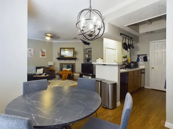 915 W 23rd St, Austin, TX