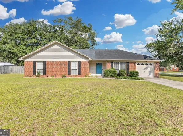 1398 Coalition Cir, Hinesville, GA 31313