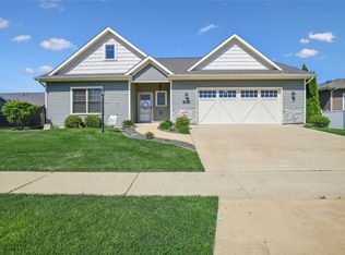 3313 Memory Ln, Urbana, IL 61802