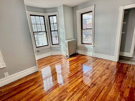 3rd image of 201-203 2nd St #203-2A