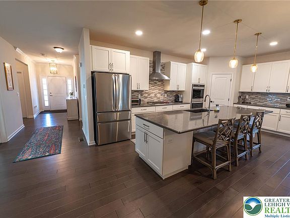 4th image of 4085 Eveningstar Rd