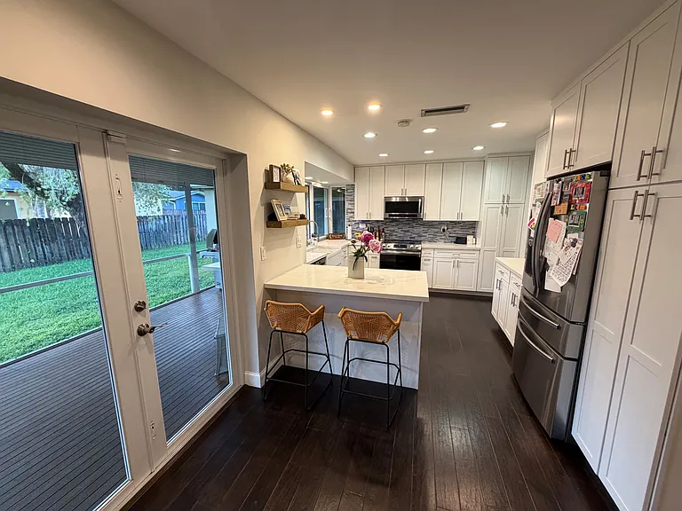 8907 SW 49th Ct — Photo 7