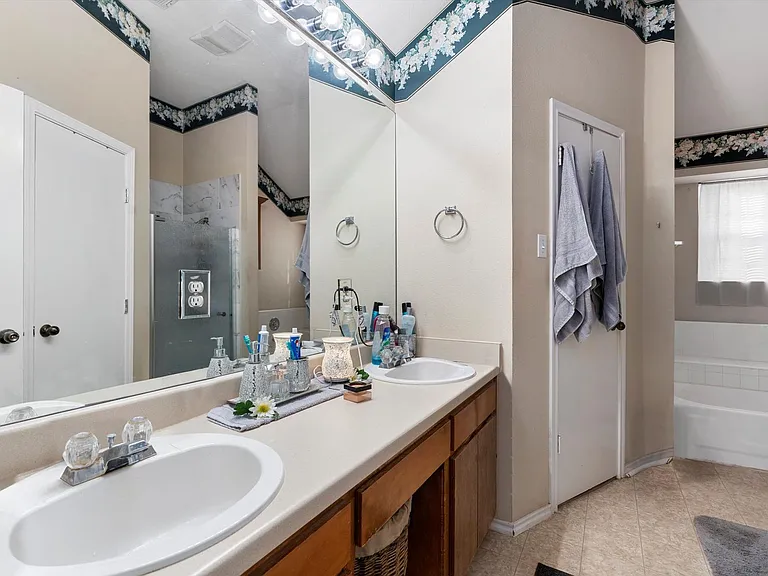 707 Broken Bow Dr — Photo 12