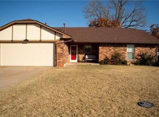 9717 Kent Dr, Midwest City, OK 73130