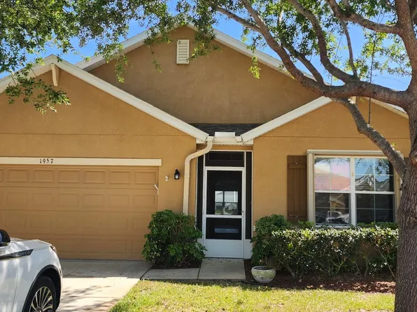 1957 Elkins Point Dr, Melbourne, FL 32935