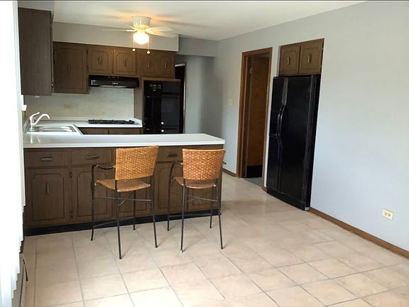 5th image of 426 Madison Ave #1