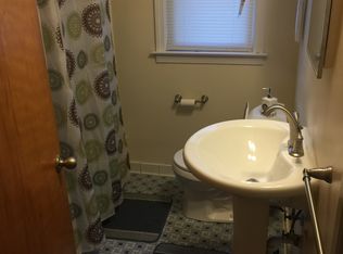 3216 Greenfield Rd, Berkley, MI 48072