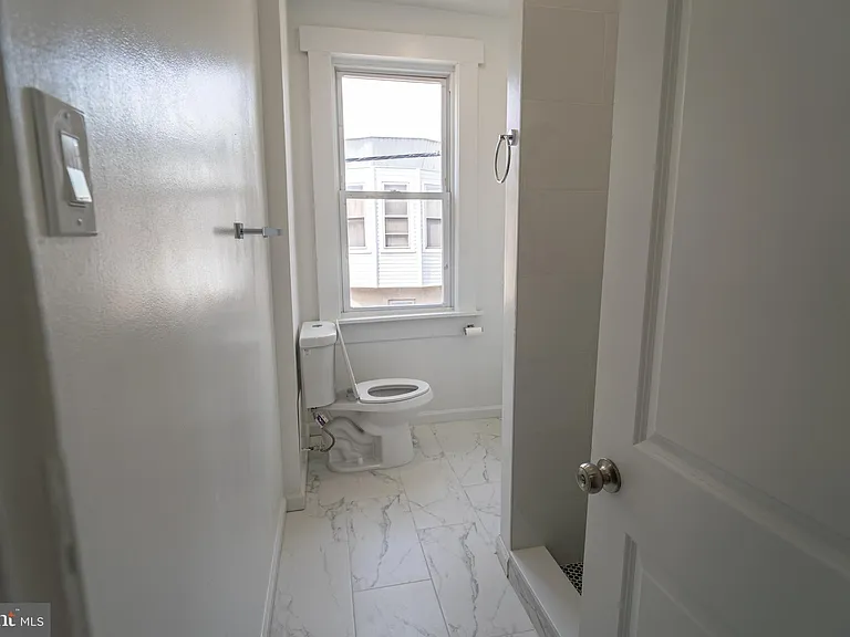2410 Wharton St #2 — Photo 21