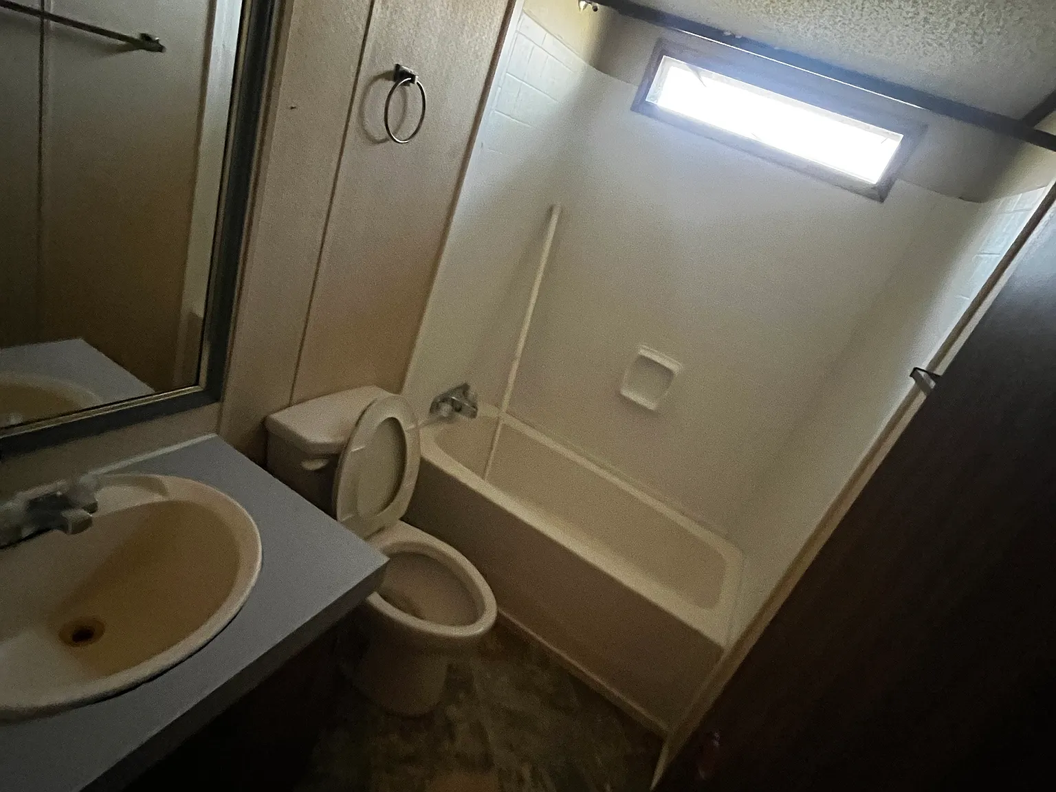 2 bed, 850 sqft, $950 — Photo 1