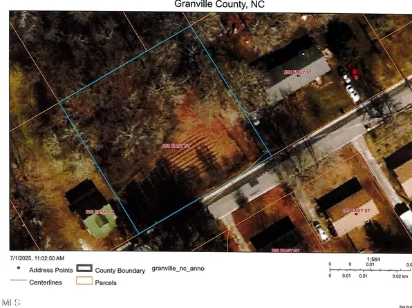 208 Easy St, Oxford, NC 27565