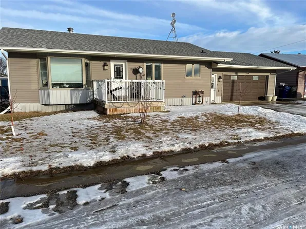 108 7th AVENUE E, Lafleche, SK S0H 2K0
