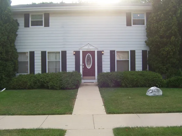 3716 10th Ave APT 4, Racine, WI 53402