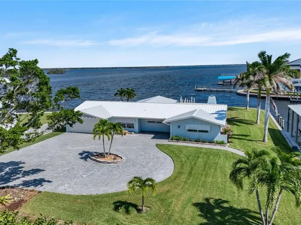 5596 Avenida Pescadora, FORT MYERS BEACH, FL 33931