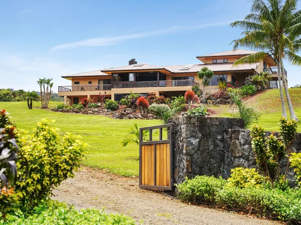 52-4602 Akoni Pule Hwy #D, Kapaau, HI 96755