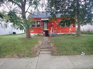 1536 2nd Ave N, Windom, MN 56101