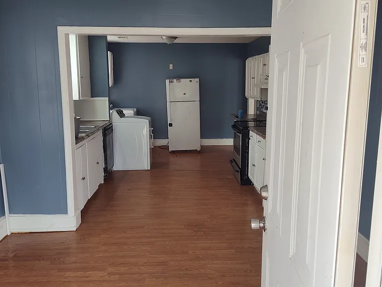72 Rose Dr — Photo 8