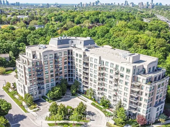 16 Dallimore Cir #Penthouse 2, Toronto, ON M3C 4C4
