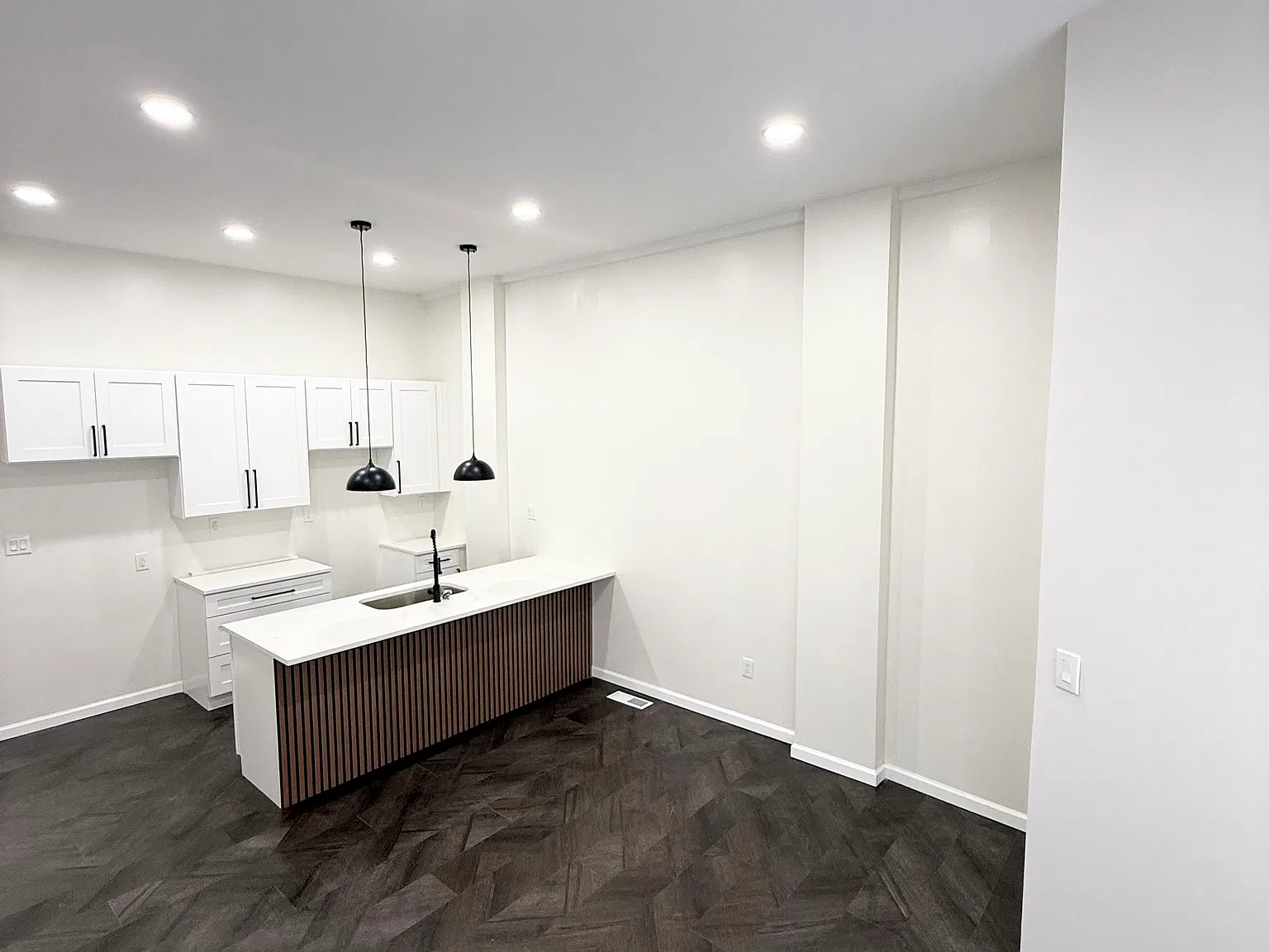 2 bed, 1200 sqft, $1,450 — Photo 1
