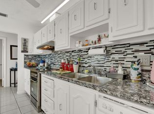 615 Laconia Circle, Greenacres, FL 33467
