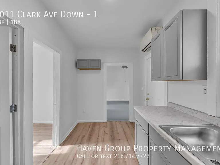 5011 Clark Ave #1 — Photo 5