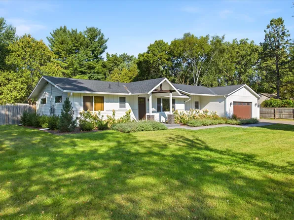 825 County Road 101 N, Minneapolis, MN 55447