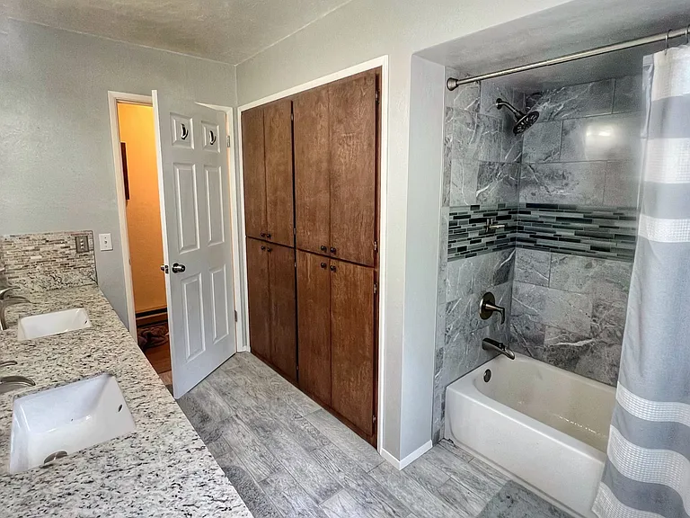 470 Forest Dr — Photo 10