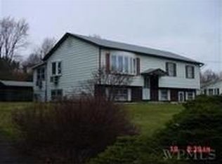 62 Carroll Dr, Wappingers Falls, NY 12590
