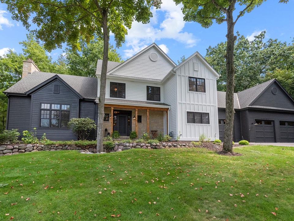 12108 North Ridgeway LANE, Mequon, WI 53097 Zillow