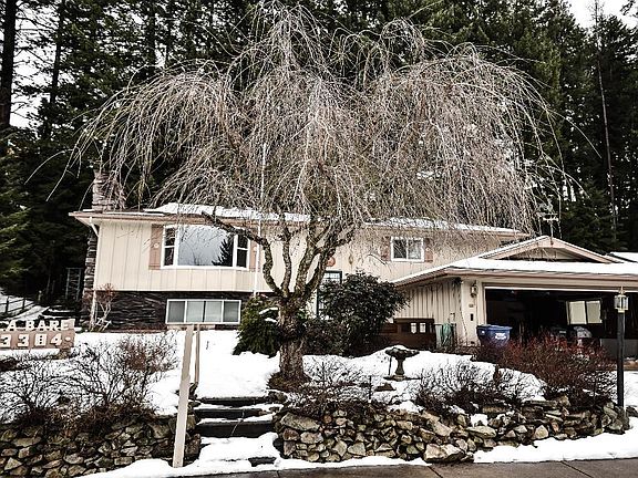 2nd image of 3304 E Pine Hill Dr