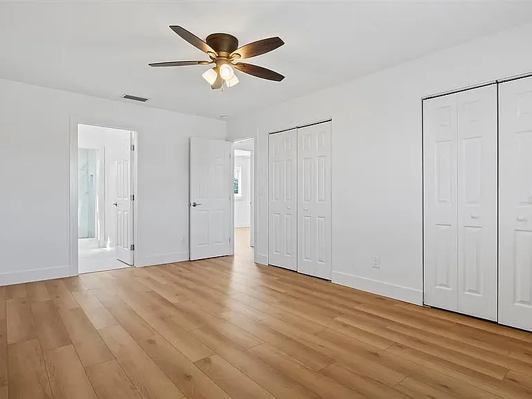 1013 Country Club Blvd — Photo 10