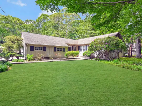 6 Cozy Ln, Shelter Island, NY 11964