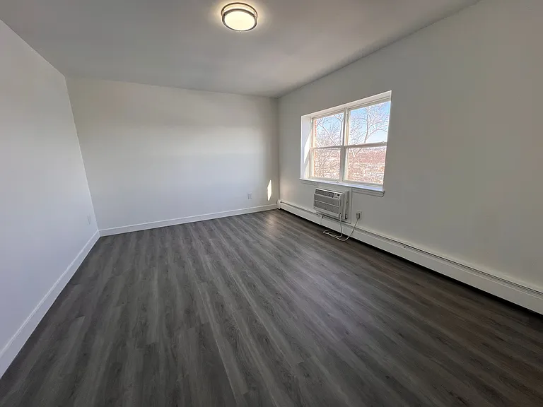 550 Washington Ave #20C — Photo 17