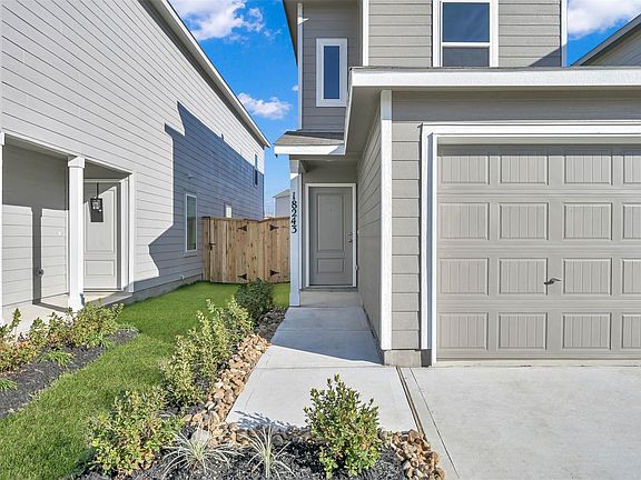 2nd image of 18243 Via Aurelia Dr