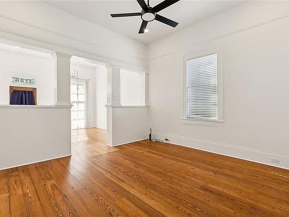 4th image of 1726 Toledano St