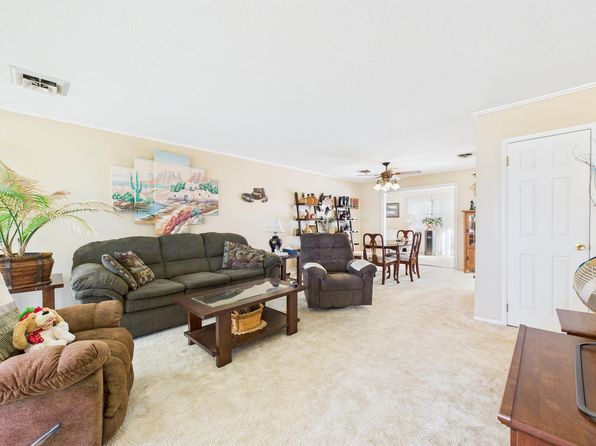 1109 Meadowbrook Dr, Mountain Home, AR 72653