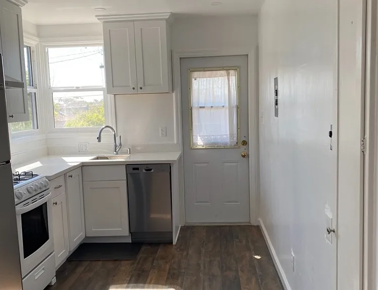 Northwood Dr — Photo 11