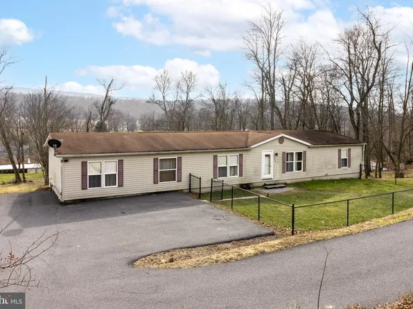 231 Sand Rock Rd, Lewistown, PA 17044