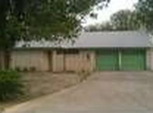 328 Ohio St, Del Rio, TX 78840