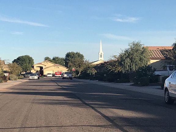 4th image of 40684 W Pryor Ln