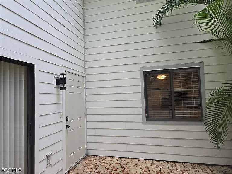 7752 Tamara Lee Ct #103 — Photo 2