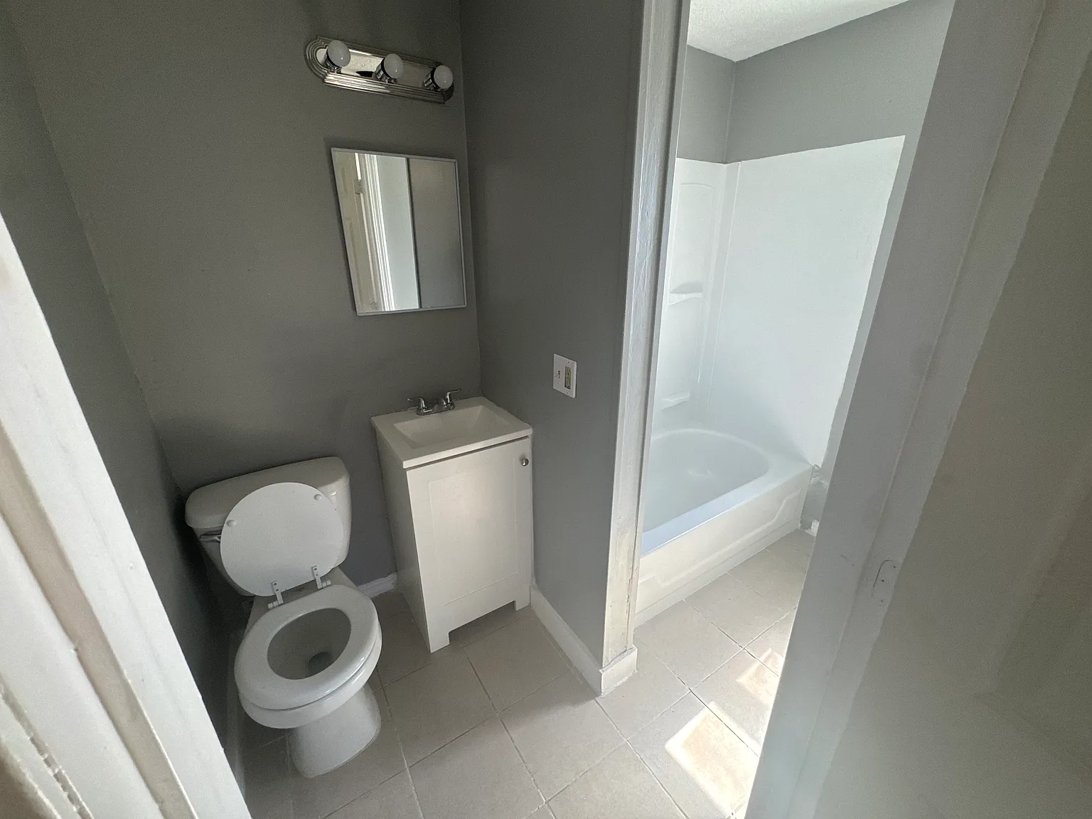 2 bed, 900 sqft, $1,850 — Photo 4