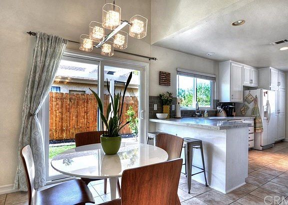 4th image of 1027 La Sombra Dr