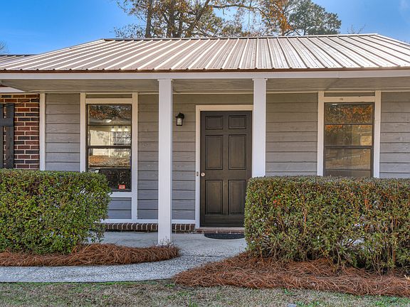 3rd image of 2354 Basswood Drive