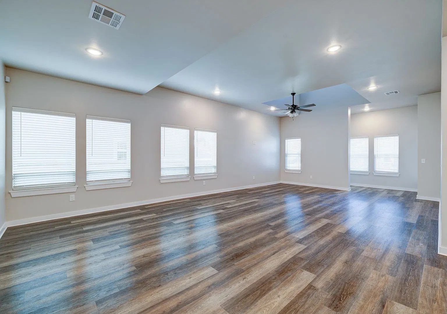 2 Bedroom 2 Bath Duplex Located in Oklahoma City! — Photo 4